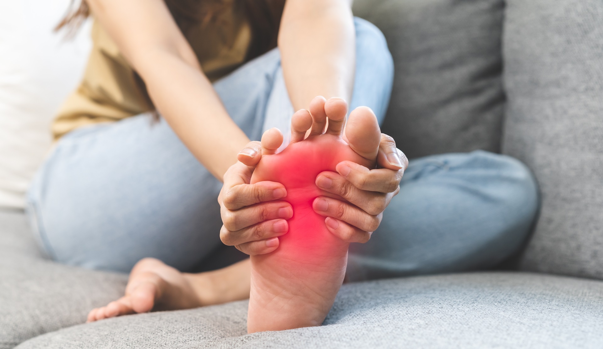 Foot,Pain,Concept,,Close,Up,Hand,Of,Young,Woman,Rubbing,